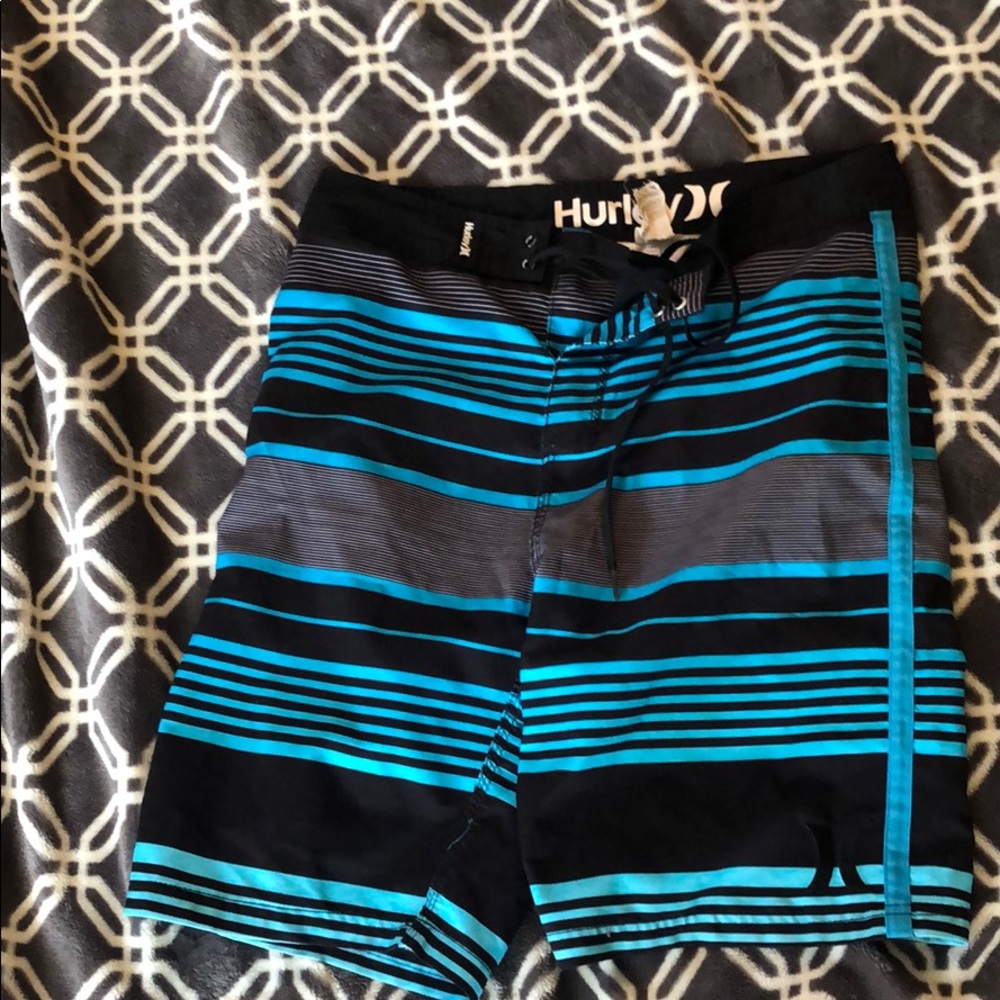Hurly trunks